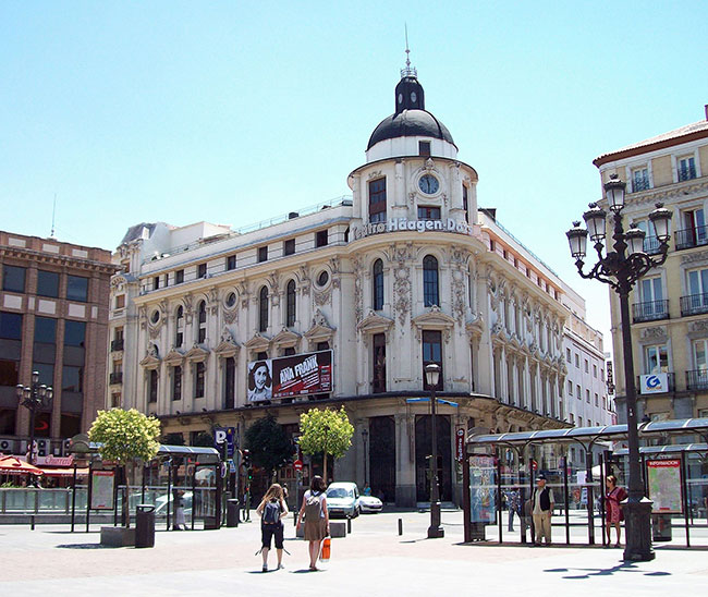 Teatro Calderón: espectáculo en el centro de Madrid 