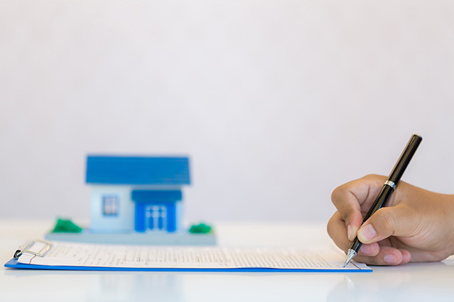 La compraventa de vivienda toca techo