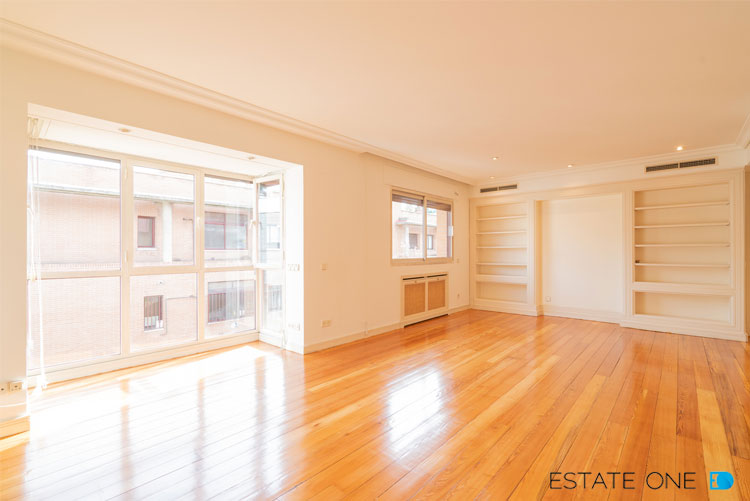 Luxury housing in spain: a moderate price increase