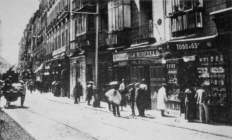 Calle de Fuencarral: retrocediendo en el tiempo