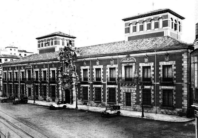 Calle de Fuencarral: retrocediendo en el tiempo