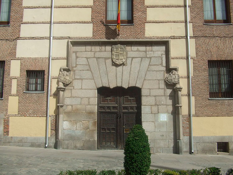 Plaza de la Villa, corazón del Madrid medieval