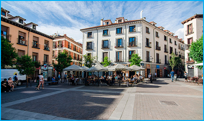 Malasaña llama al lujo
