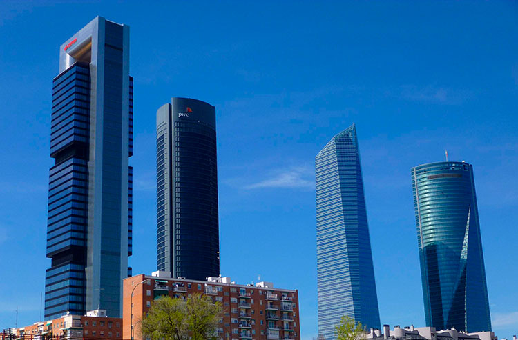 Latinoamérica invierte en España