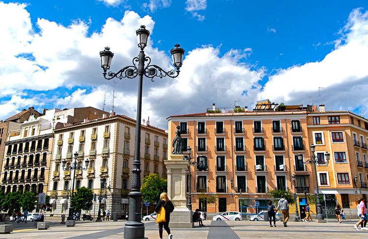 Plan Reside: Madrid regula los pisos turísticos
