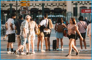 La vivienda de uso turístico desciende