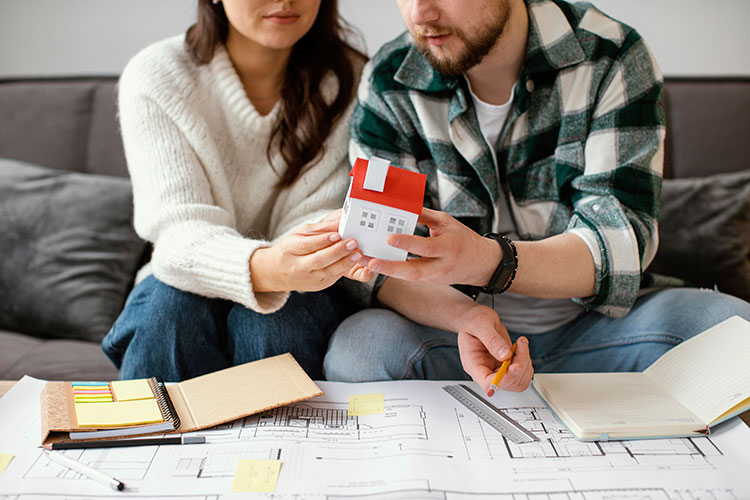 La compraventa de vivienda se modera